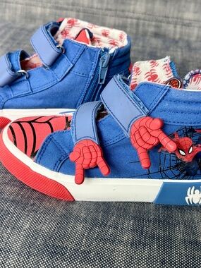 Kids Blue and Red Spider-Themed High-Top Sneakers
